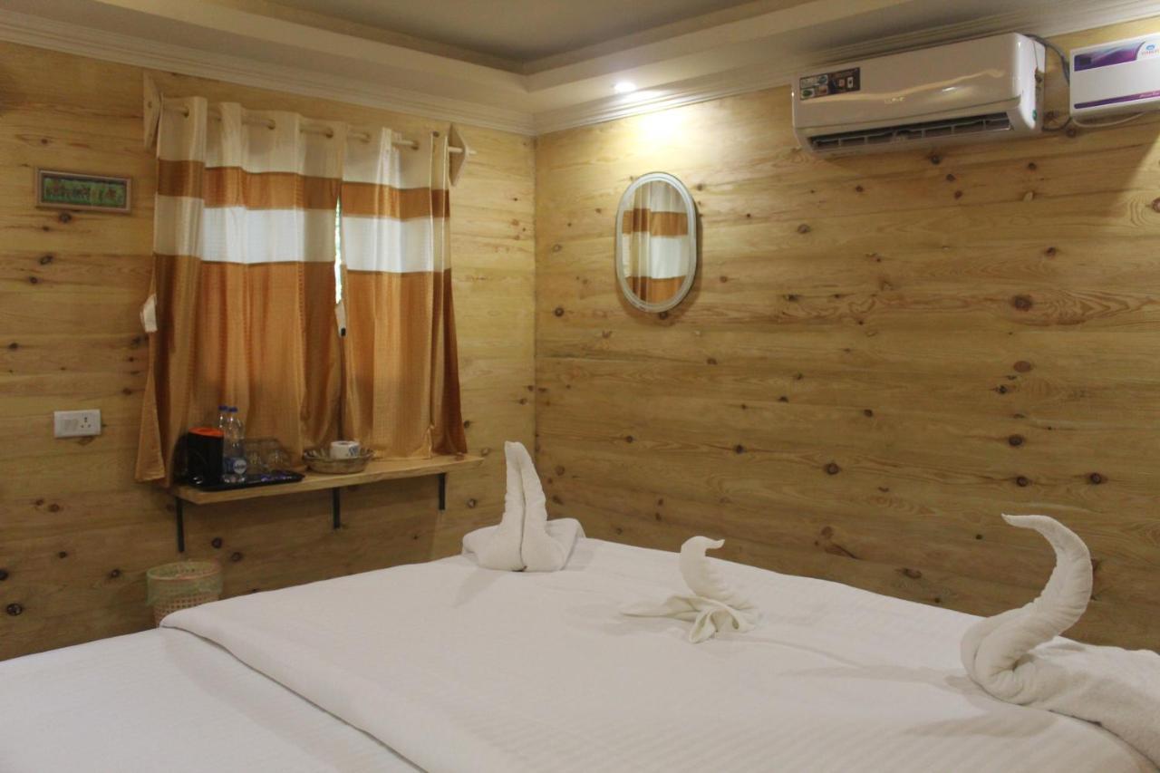 Sea Bird Beach Cafe & Cottages Морджим Екстер'єр фото